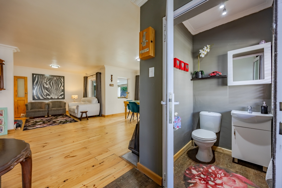 3 Bedroom Property for Sale in Edgemead Western Cape